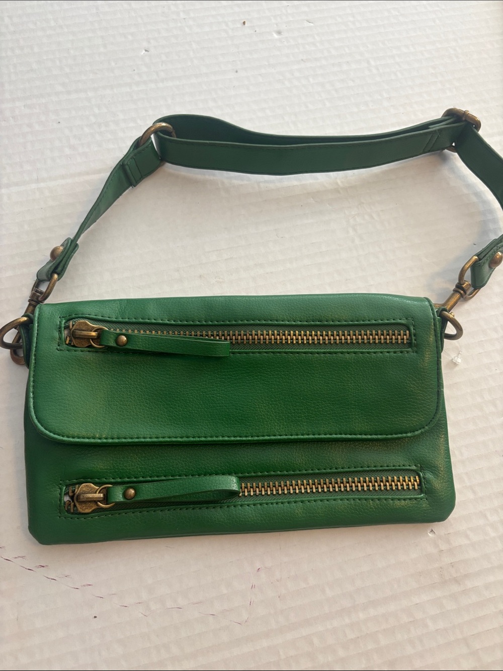 Jaye Hersh Bags | Green Hollywood Intuition By Jaye Hersh Faux Leather Shoulder